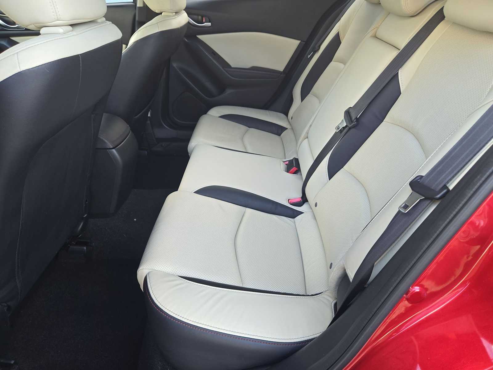 Thumbnail: 2014 Mazda Mazda3 - 21