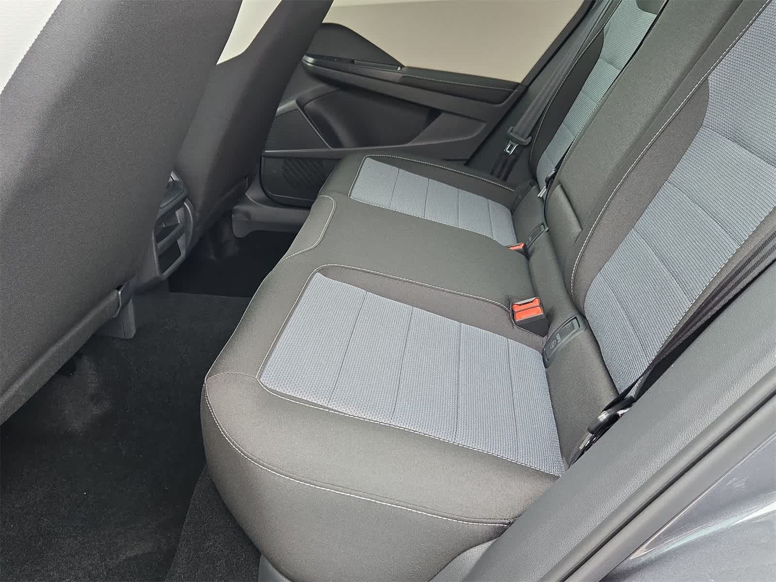 Thumbnail: 2025 Volkswagen Taos - 18