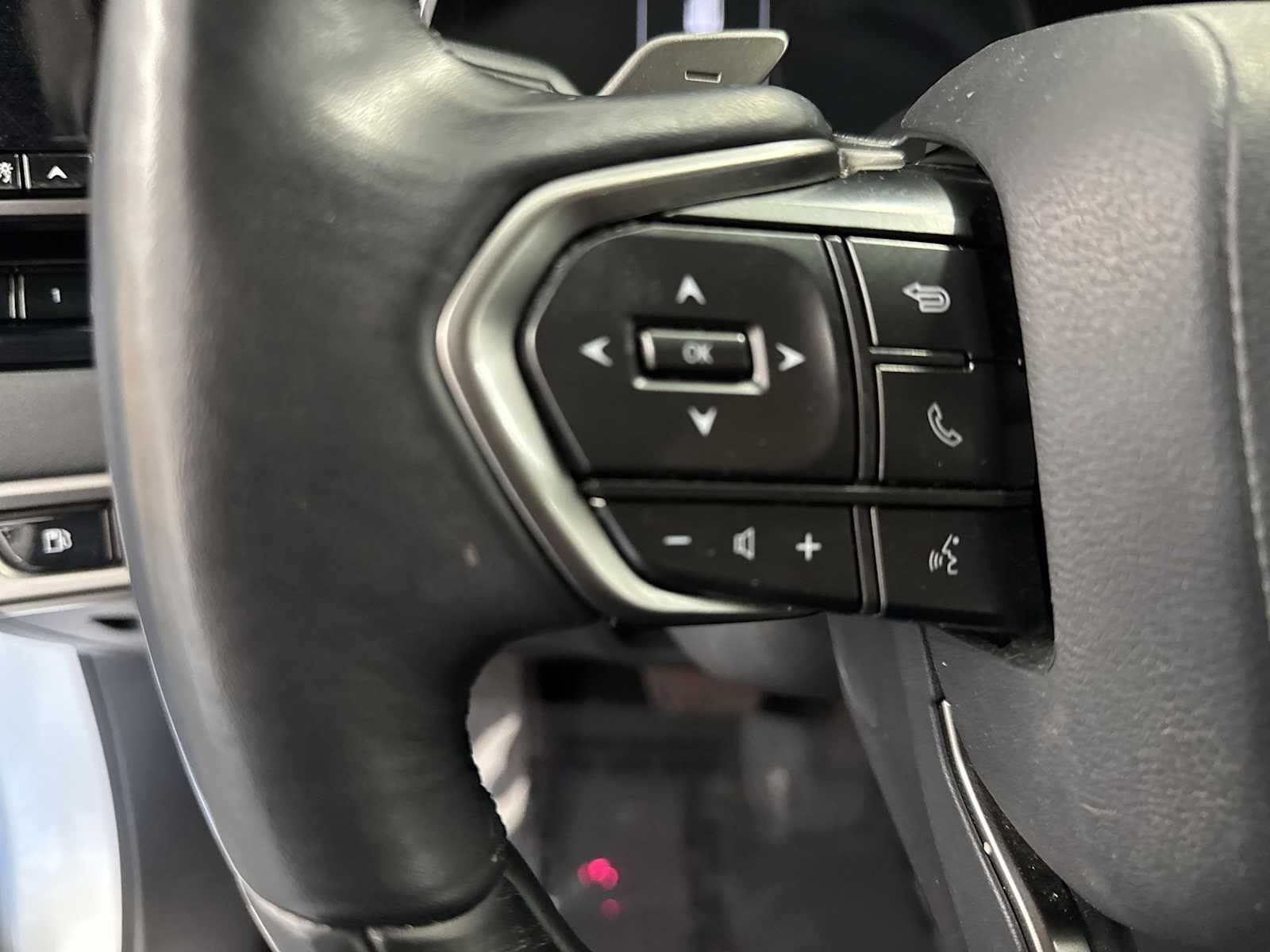 Thumbnail: 2023 Lexus RX - 23