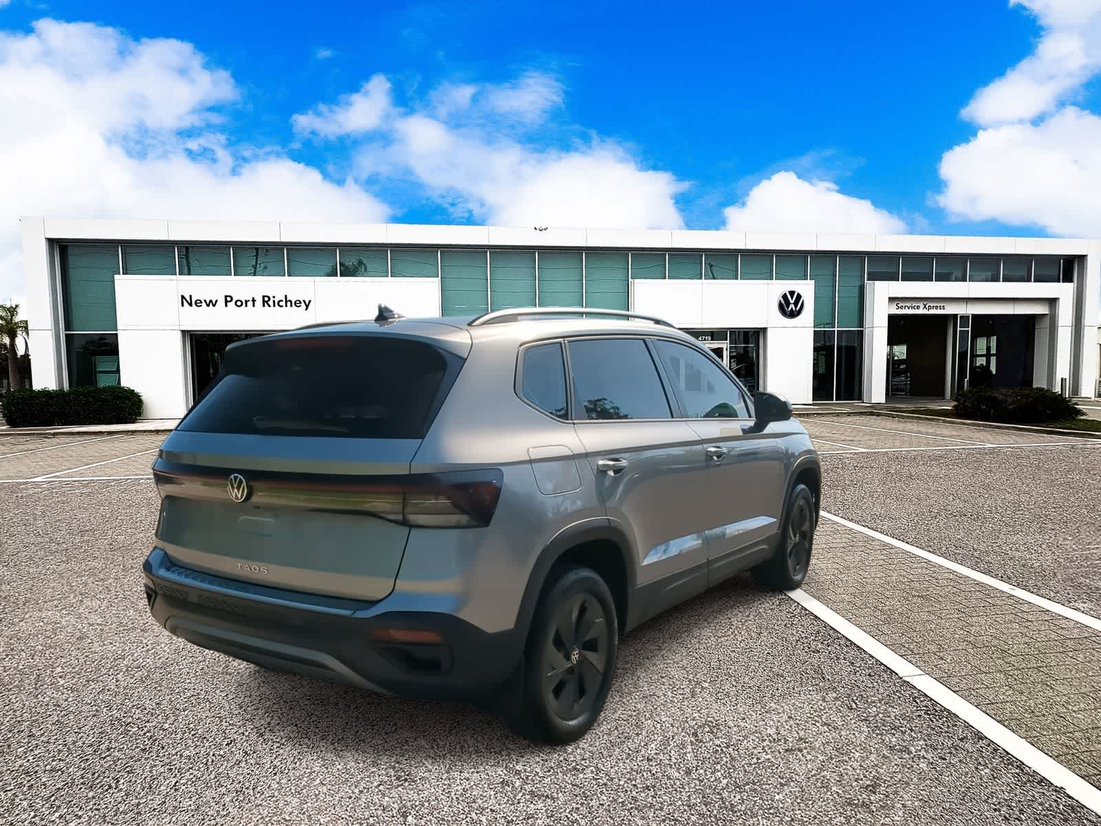 Thumbnail: 2025 Volkswagen Taos - 8