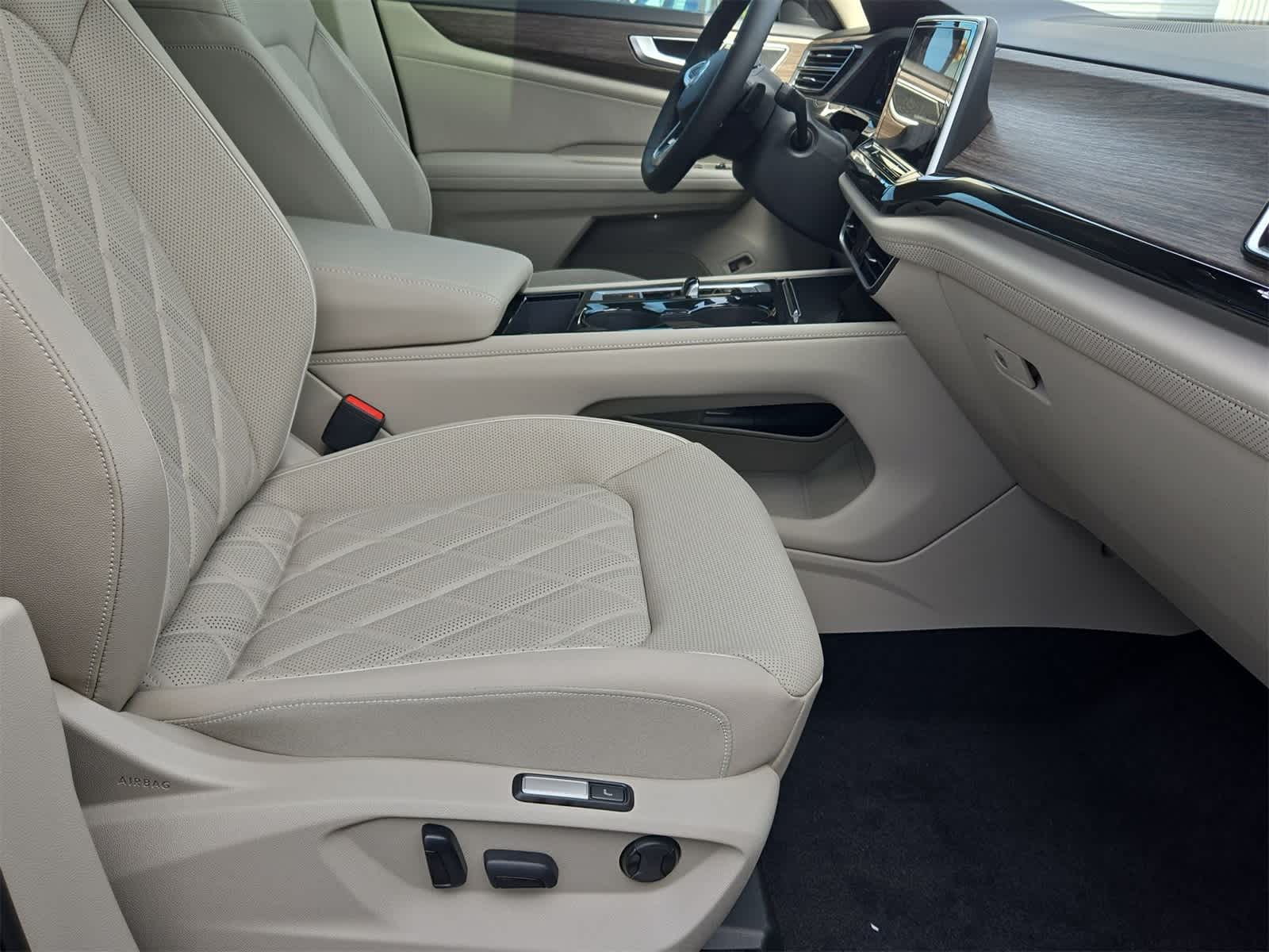 Thumbnail: 2026 Volkswagen Atlas - 24