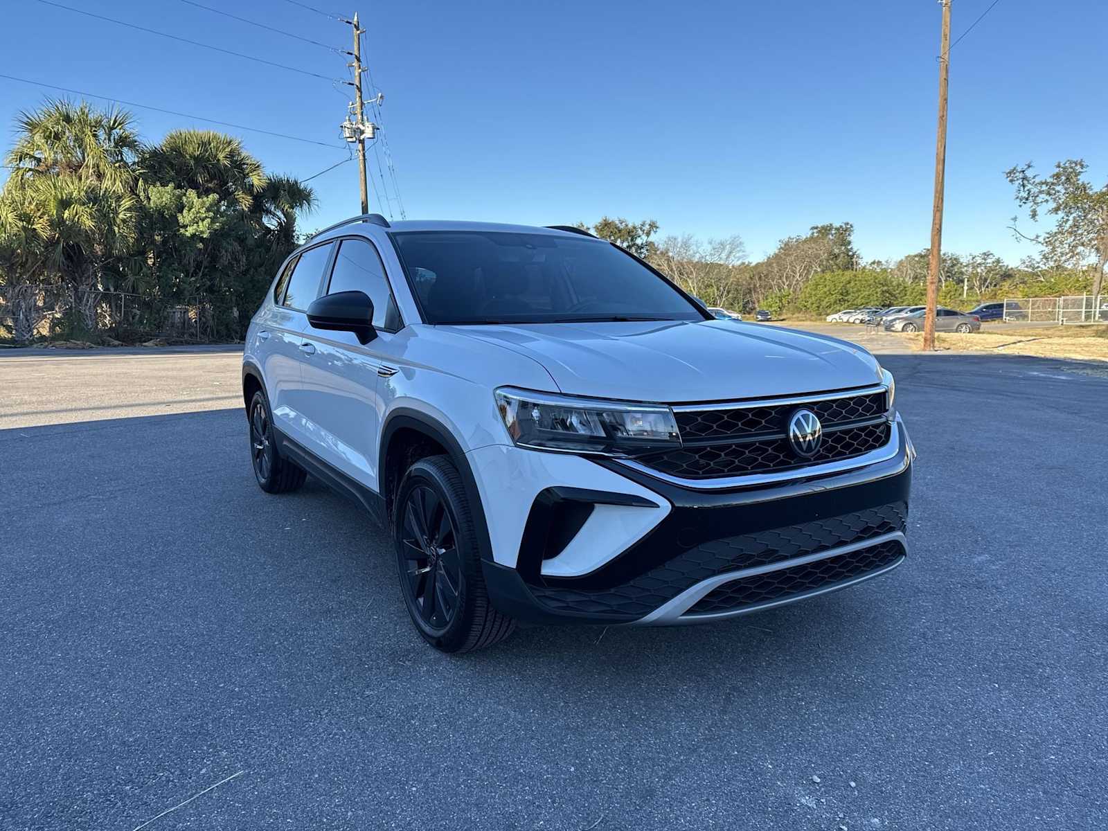 Thumbnail: 2023 Volkswagen Taos - 16