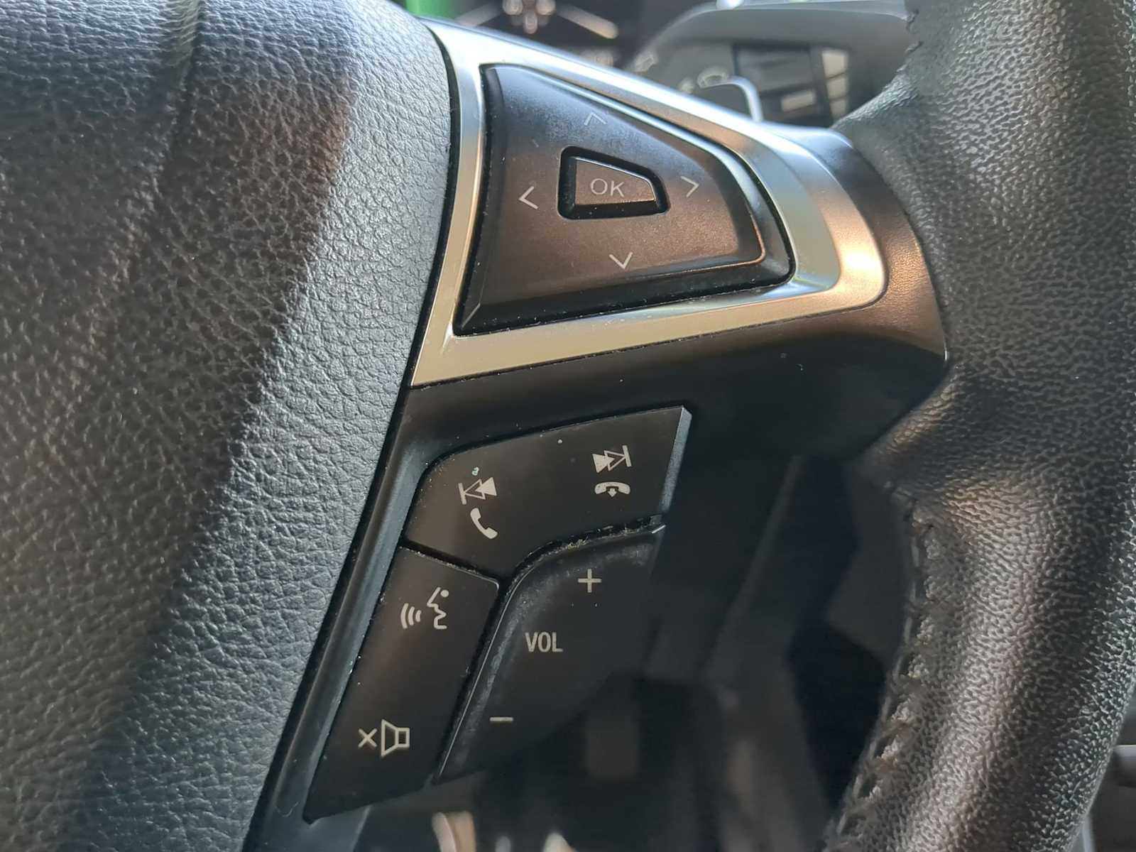 Thumbnail: 2017 Ford Edge - 26