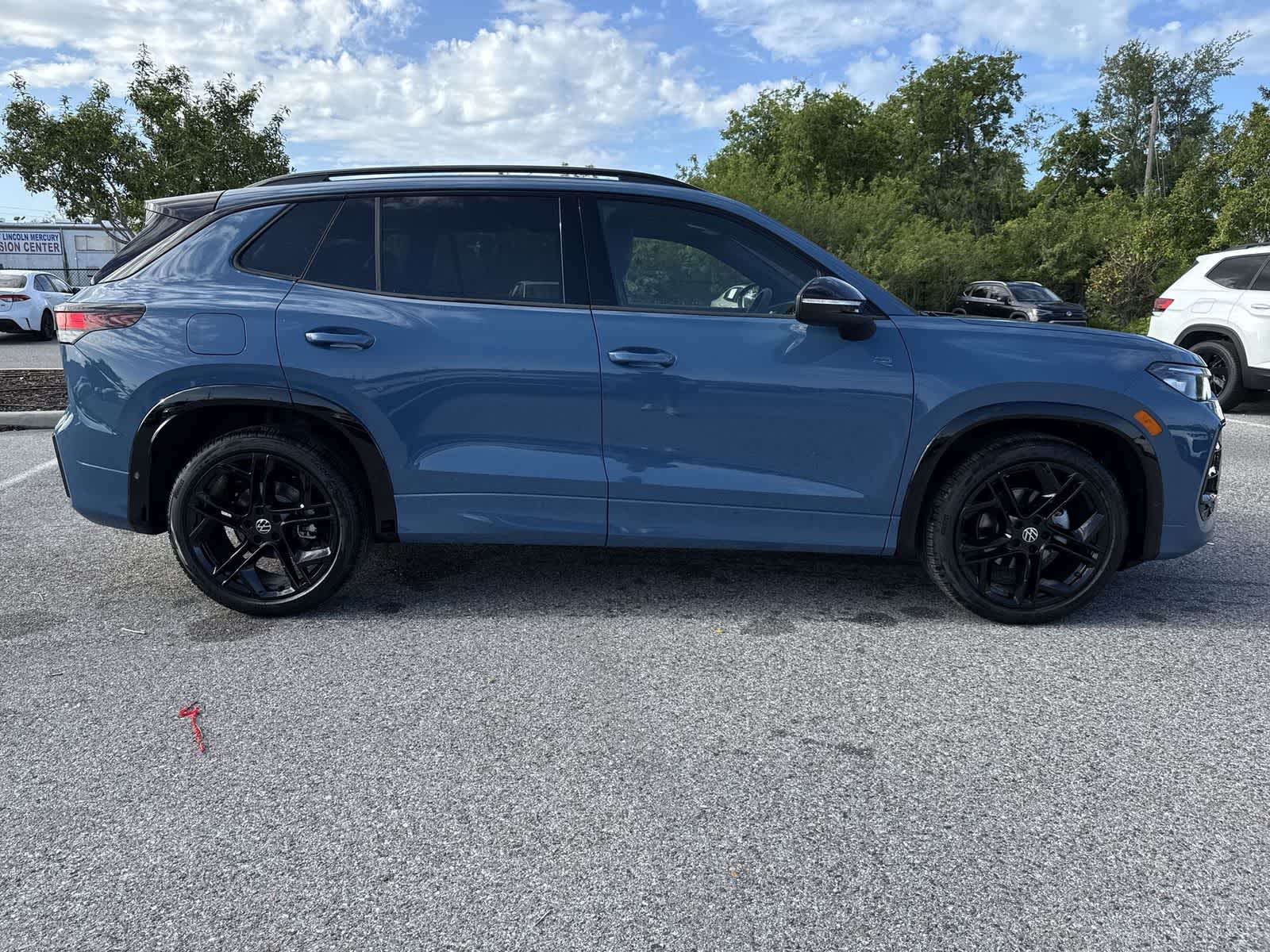 Thumbnail: 2026 Volkswagen Tiguan - 7