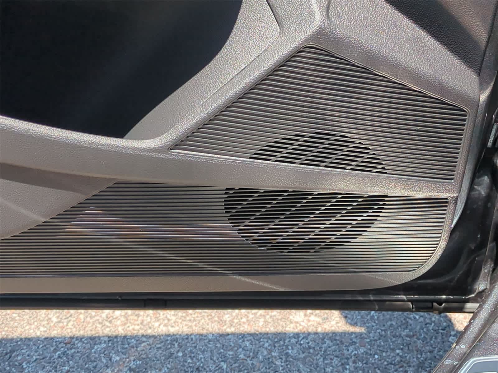 Thumbnail: 2025 Volkswagen Taos - 33