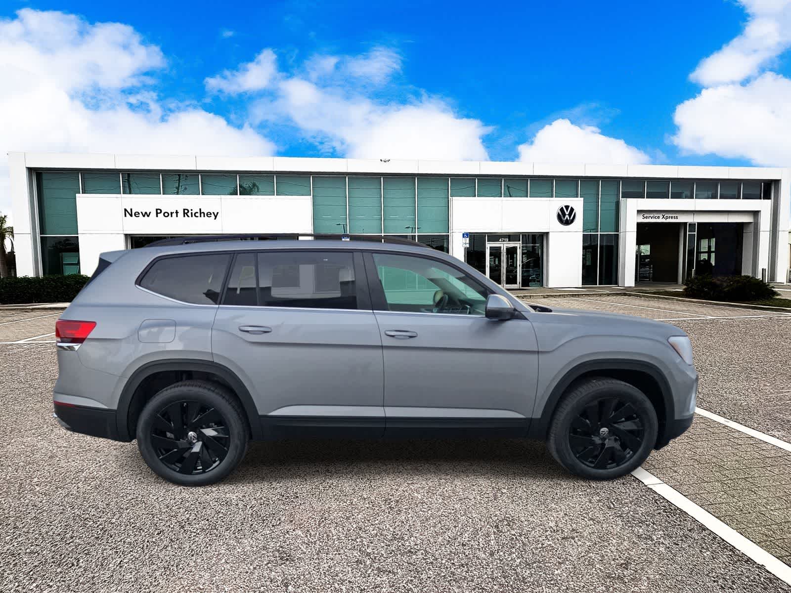 Thumbnail: 2026 Volkswagen Atlas - 9