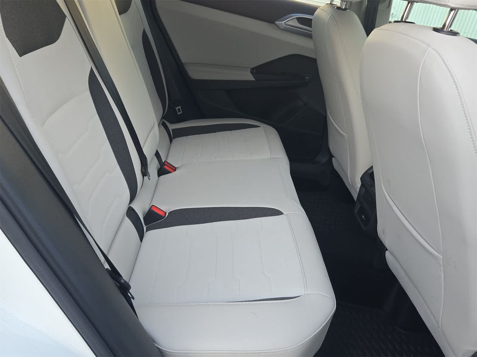 Thumbnail: 2025 Volkswagen Taos - 18