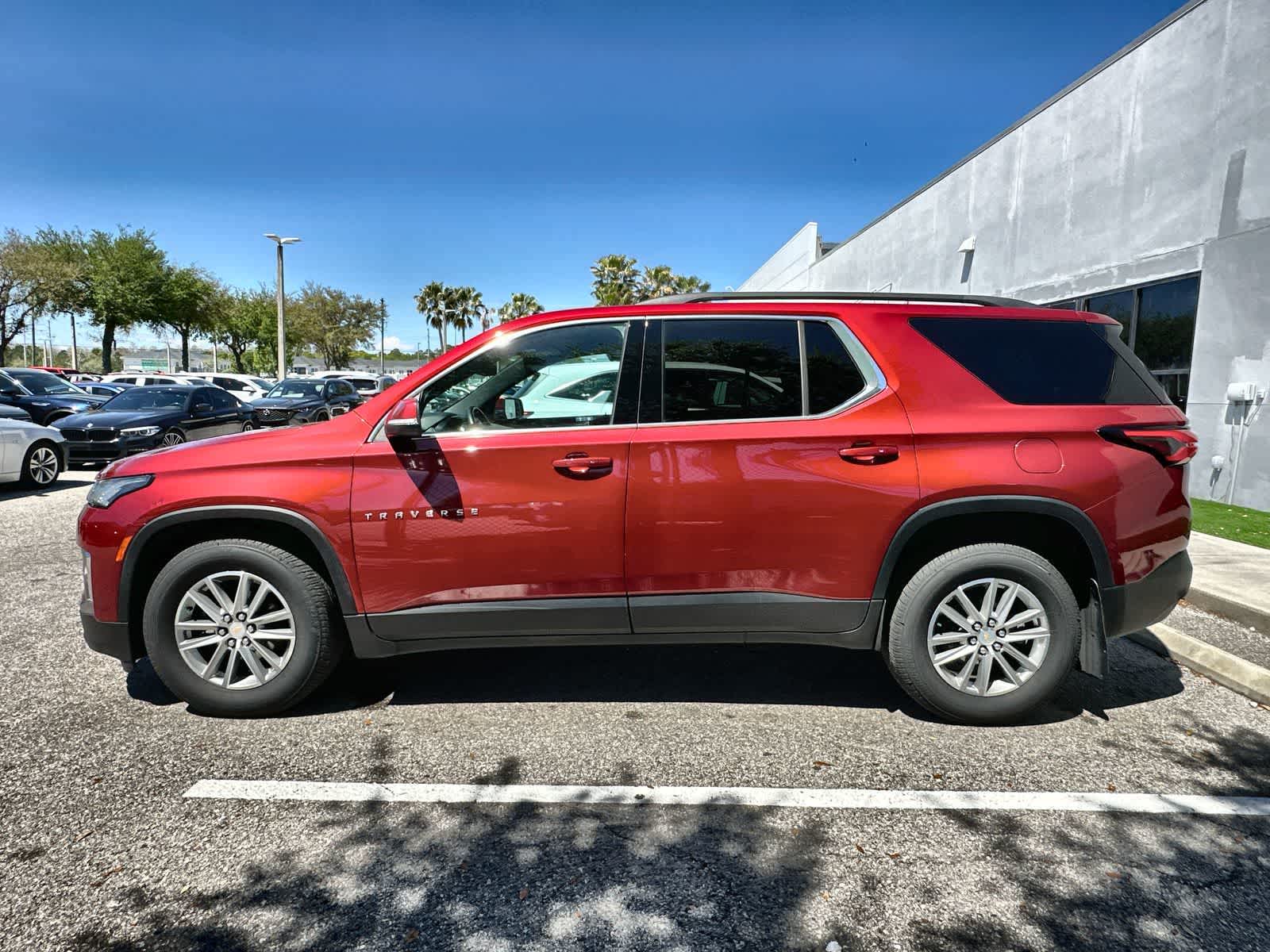 Thumbnail: 2023 Chevrolet Traverse - 5