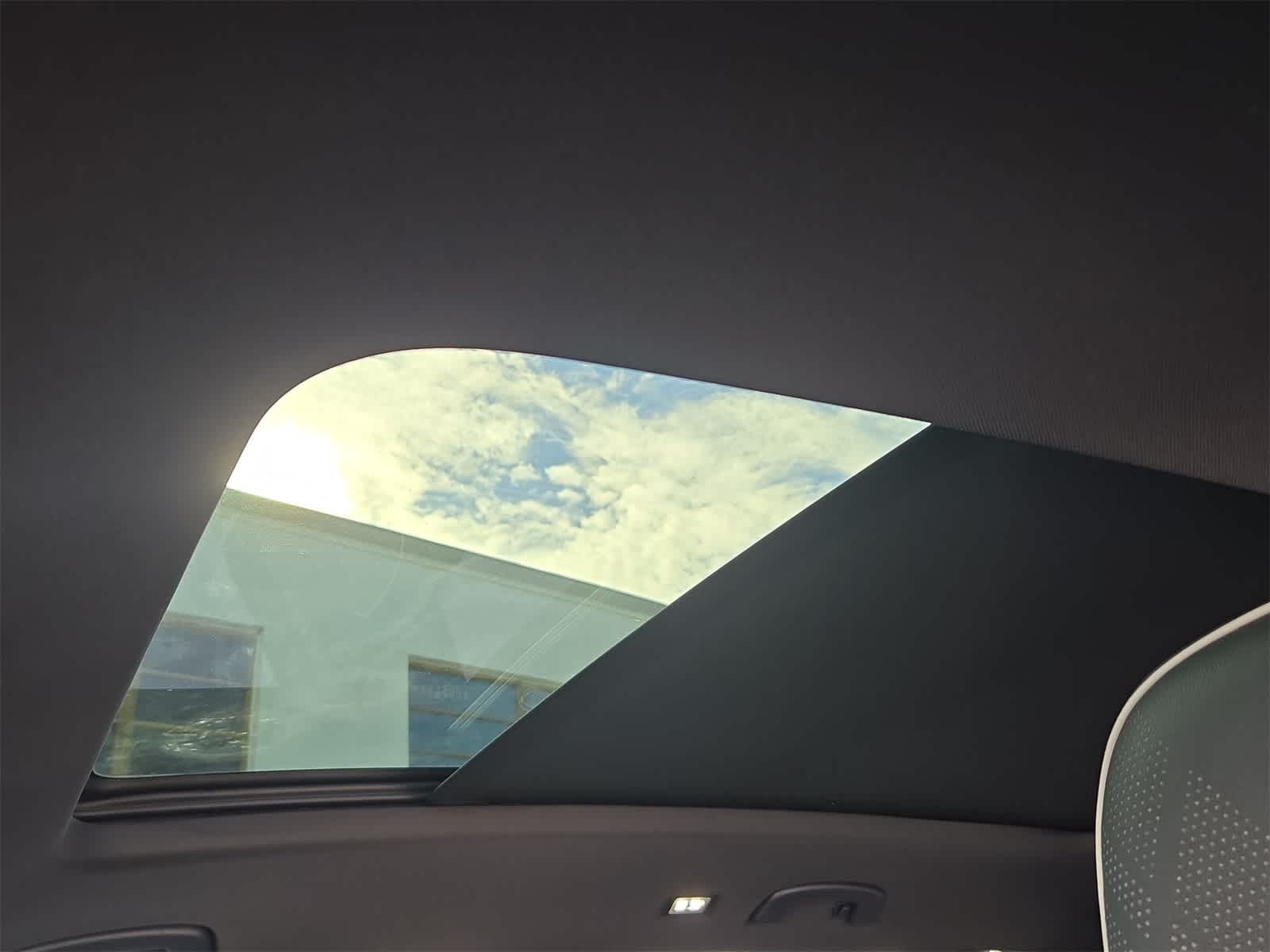 Thumbnail: 2026 Volkswagen Atlas - 19