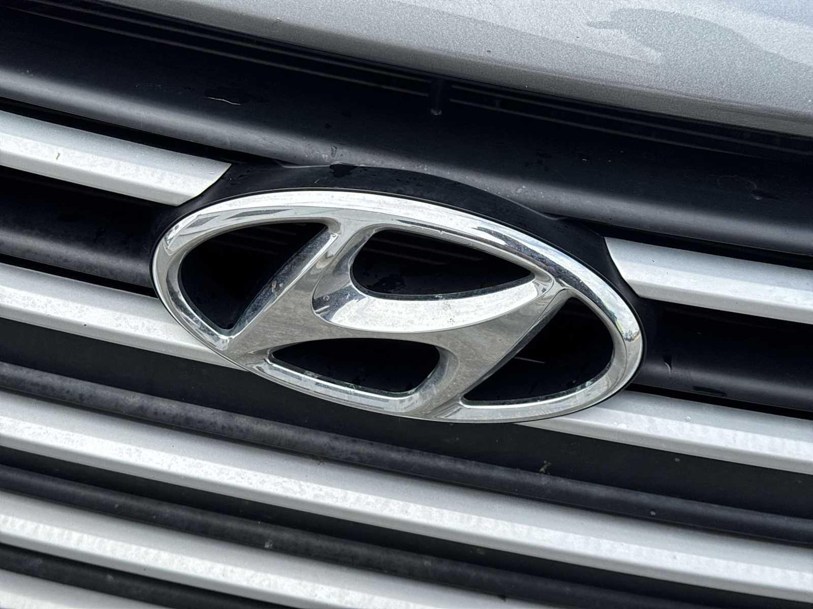 Thumbnail: 2018 Hyundai Elantra - 11