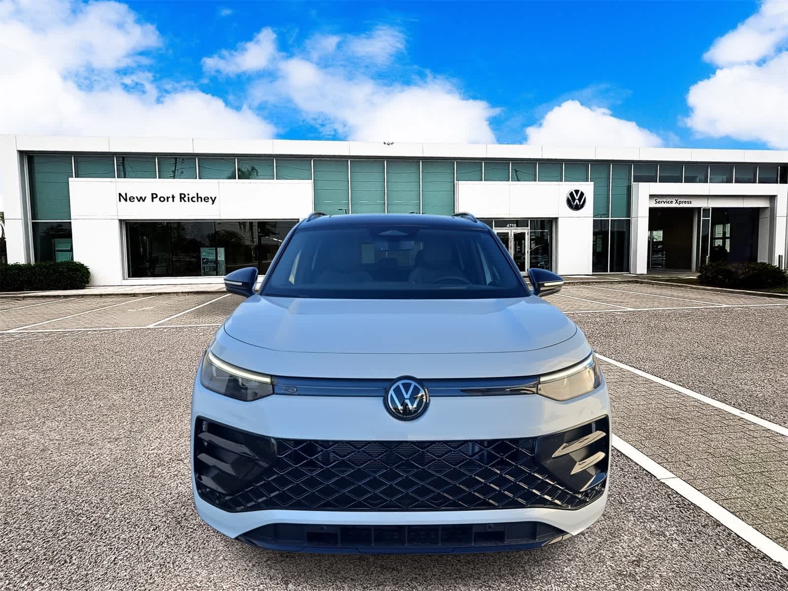 Thumbnail: 2026 Volkswagen Tiguan - 3