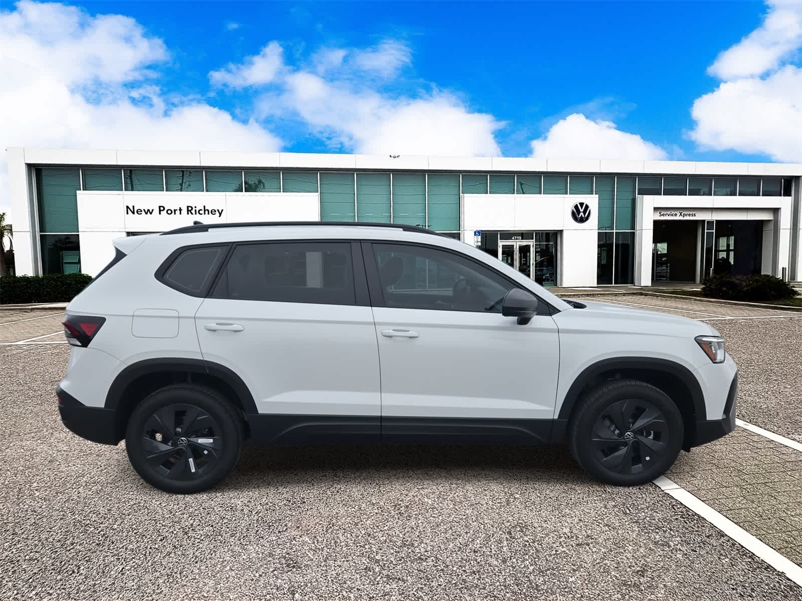 Thumbnail: 2025 Volkswagen Taos - 9