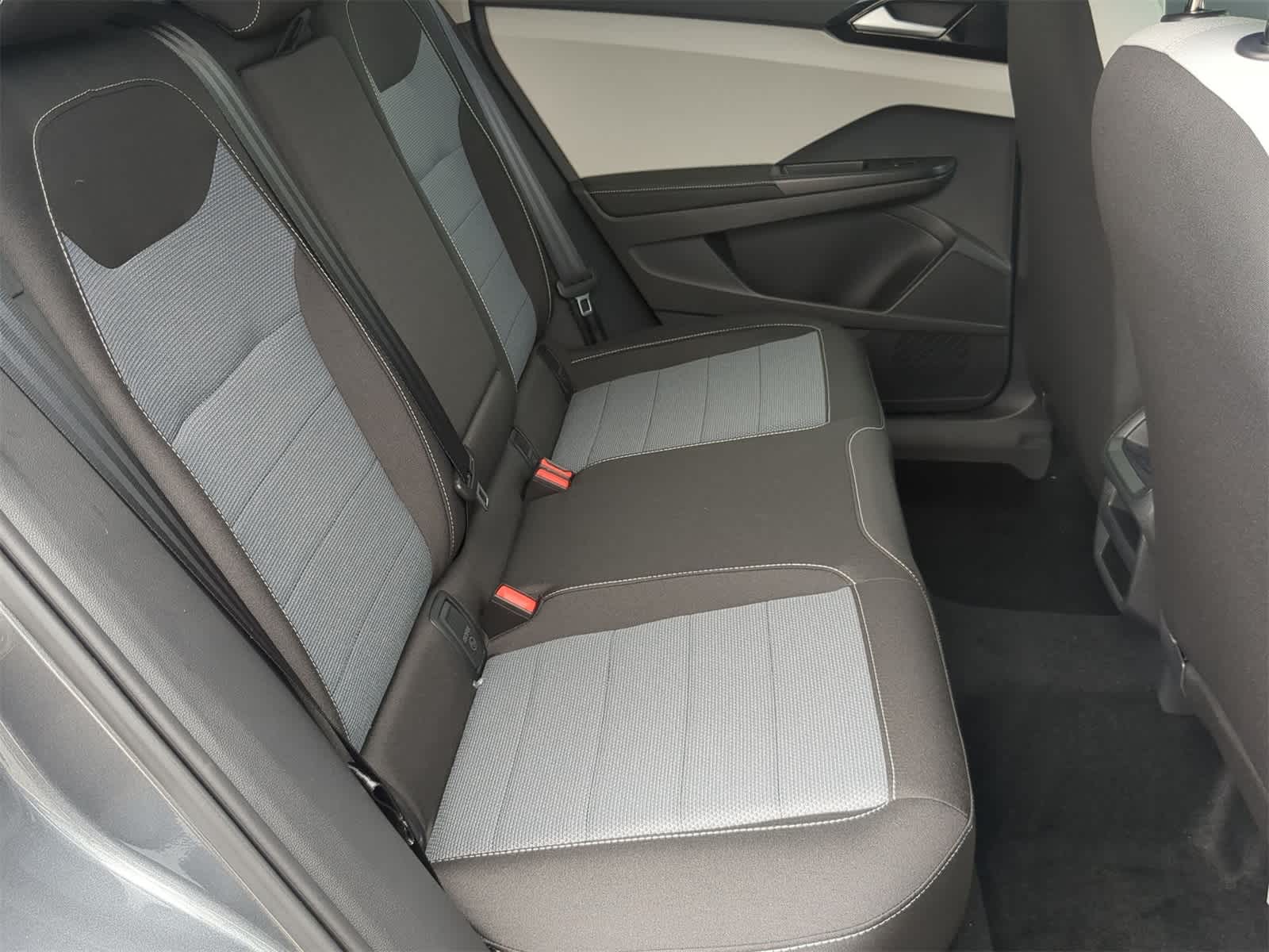 Thumbnail: 2025 Volkswagen Taos - 21