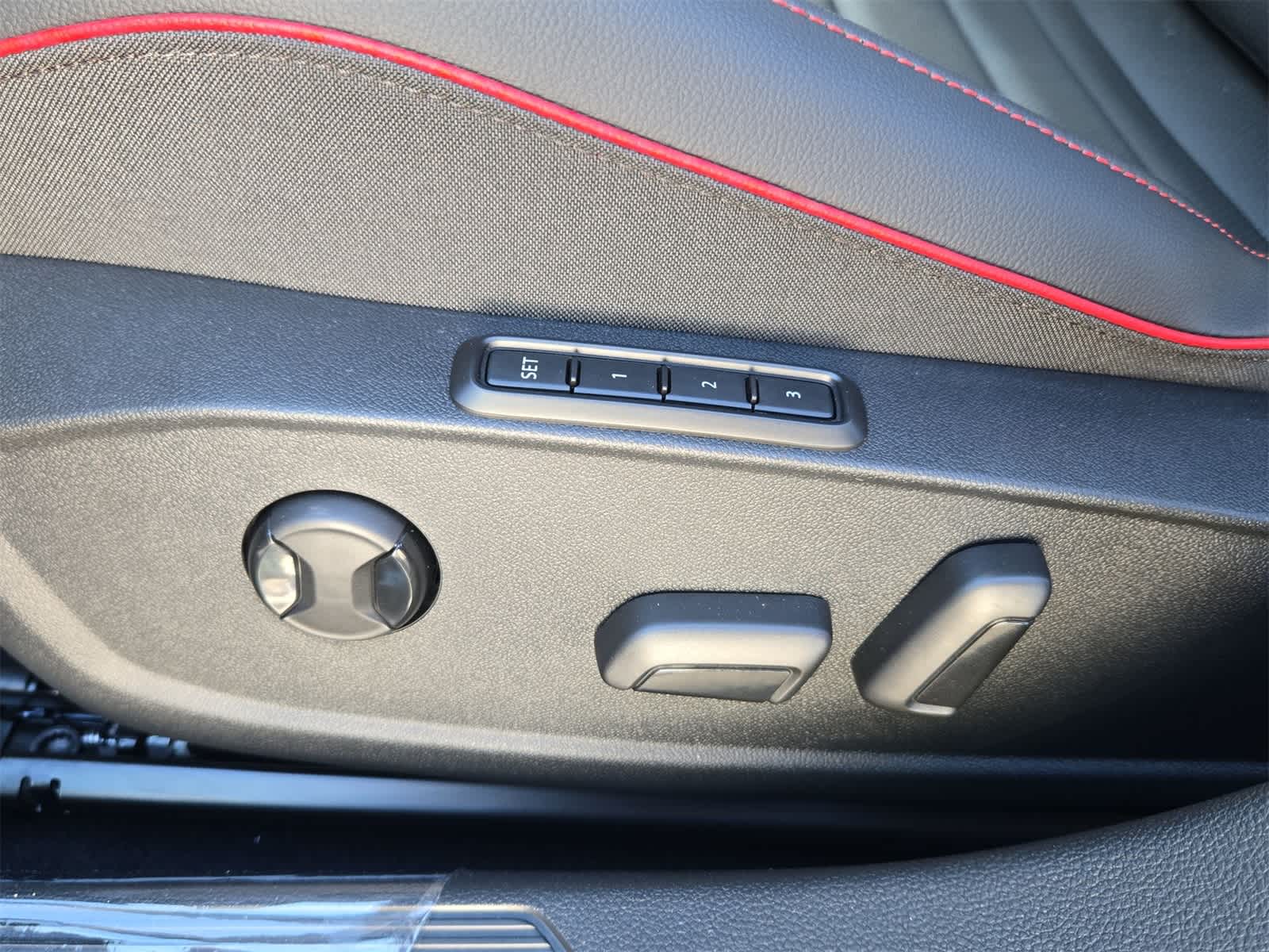 Thumbnail: 2026 Volkswagen Golf - 17