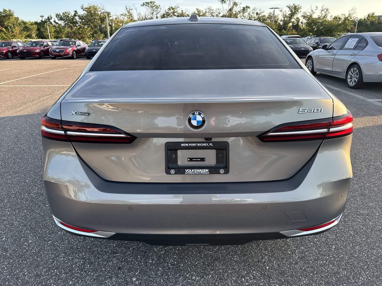 Thumbnail: 2026 BMW 5 Series - 4