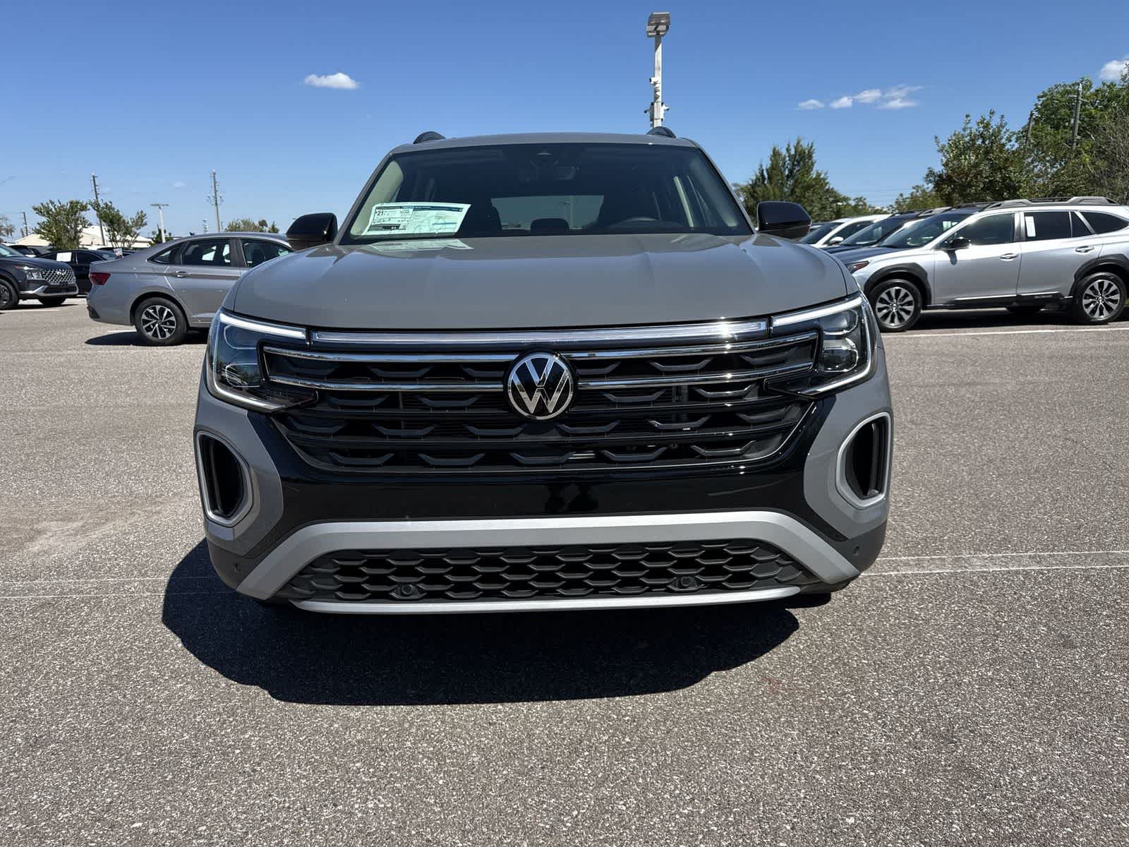 Thumbnail: 2026 Volkswagen Atlas - 9