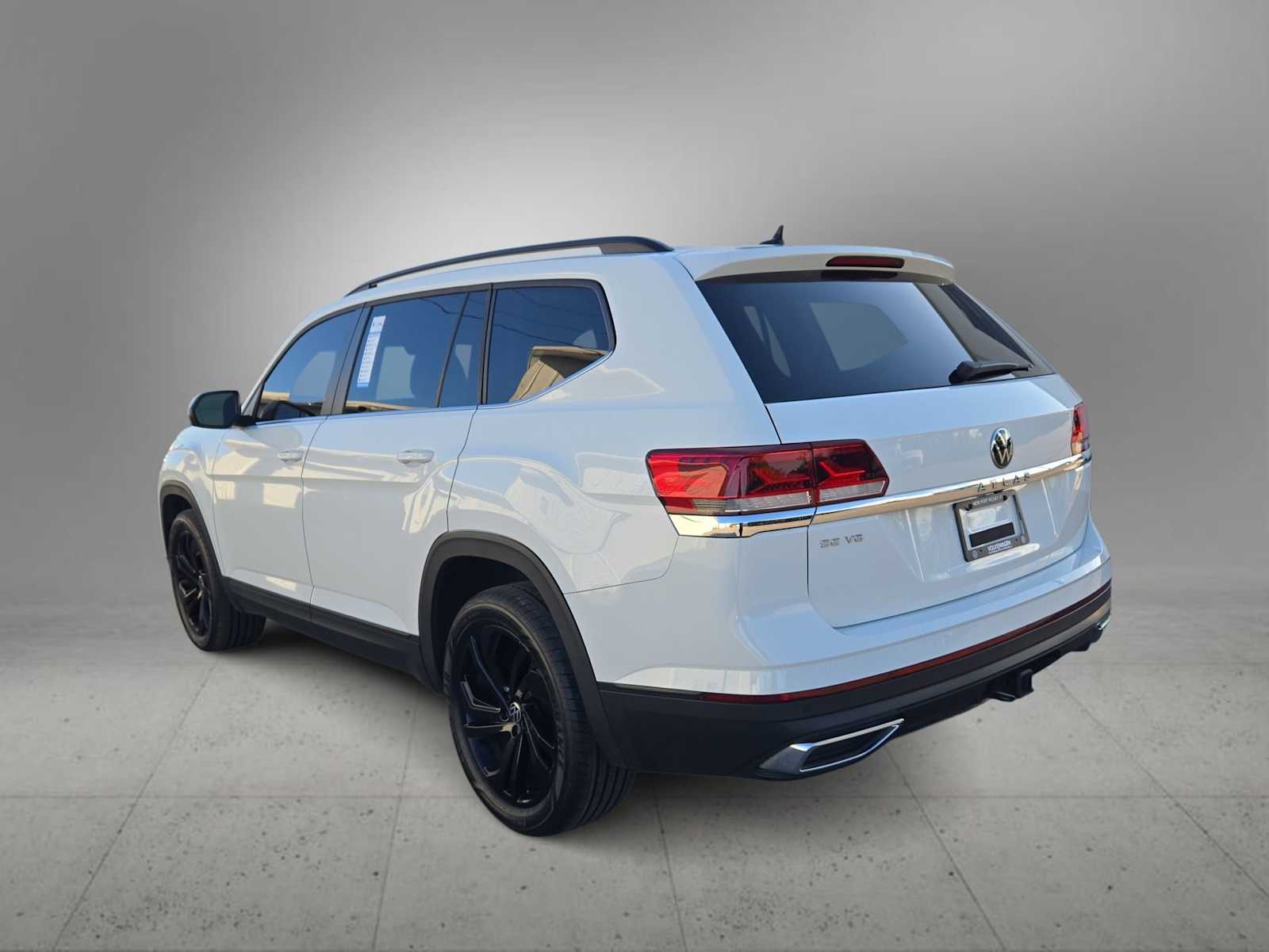 Thumbnail: 2023 Volkswagen Atlas - 6