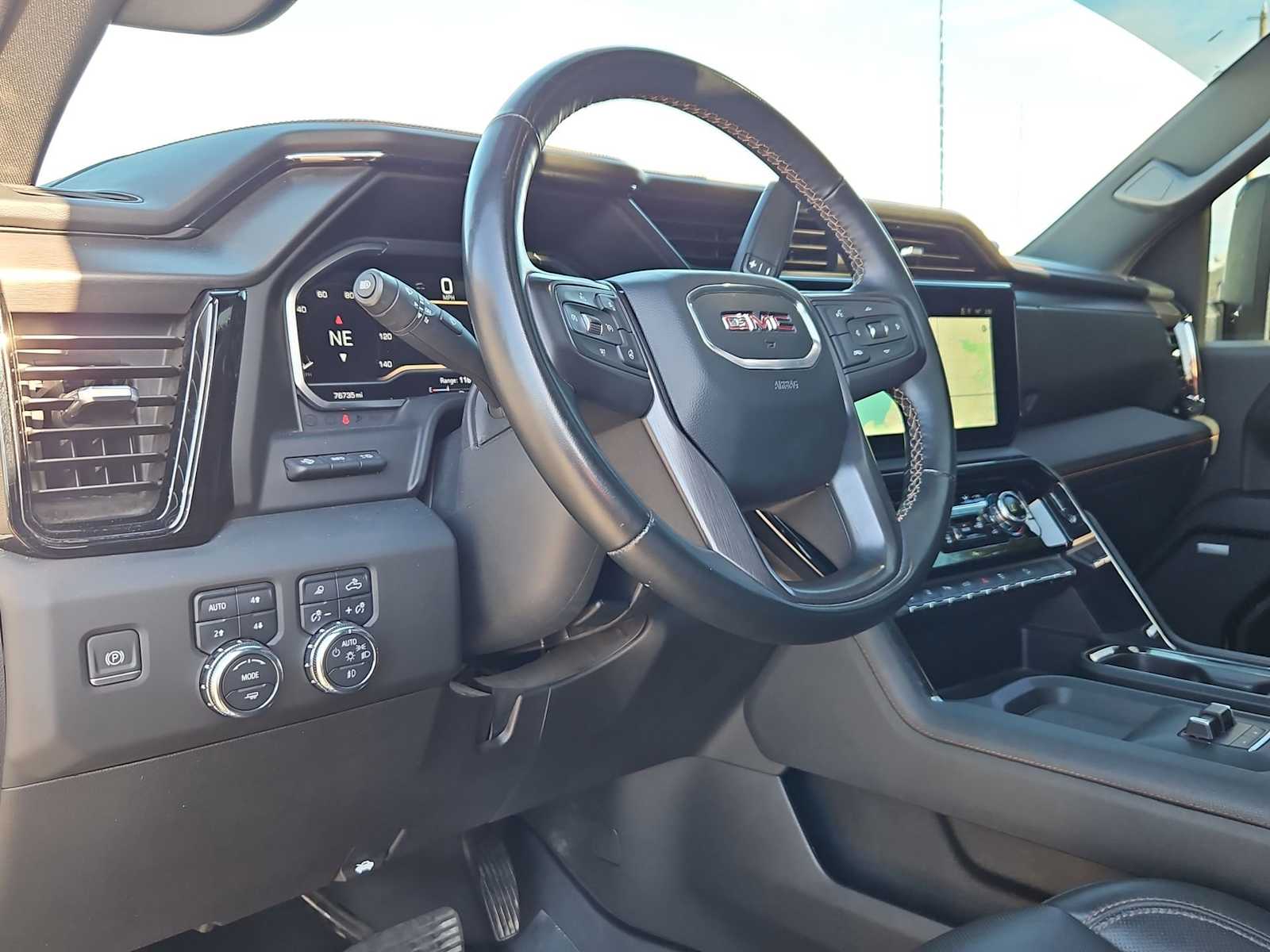 Thumbnail: 2024 GMC Sierra 2500 - 10