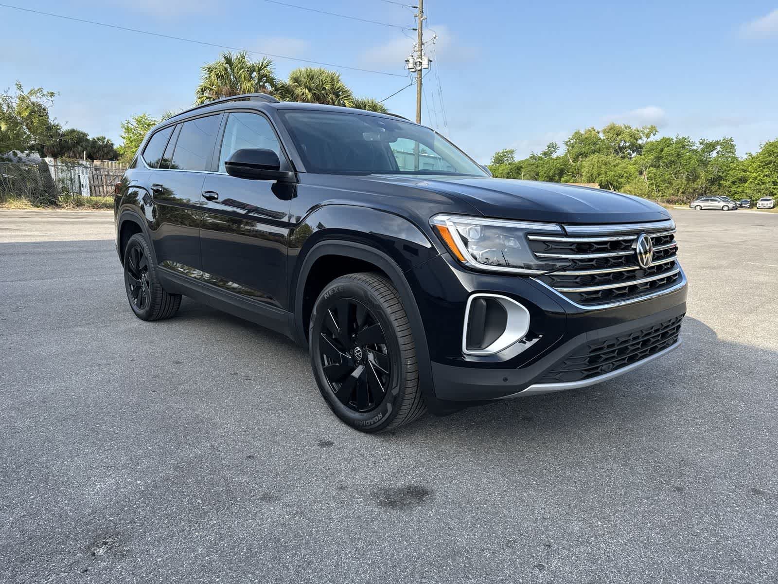 Thumbnail: 2026 Volkswagen Atlas - 8