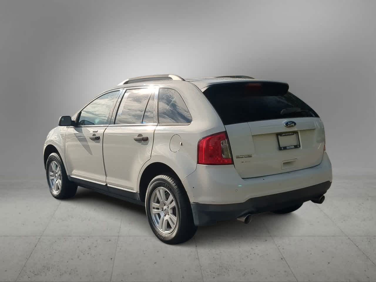 Thumbnail: 2013 Ford Edge - 6