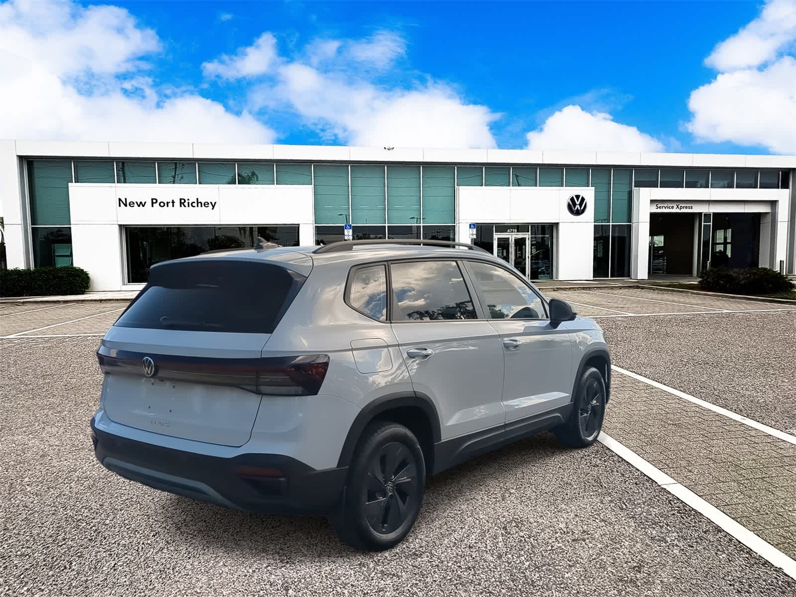 Thumbnail: 2025 Volkswagen Taos - 8