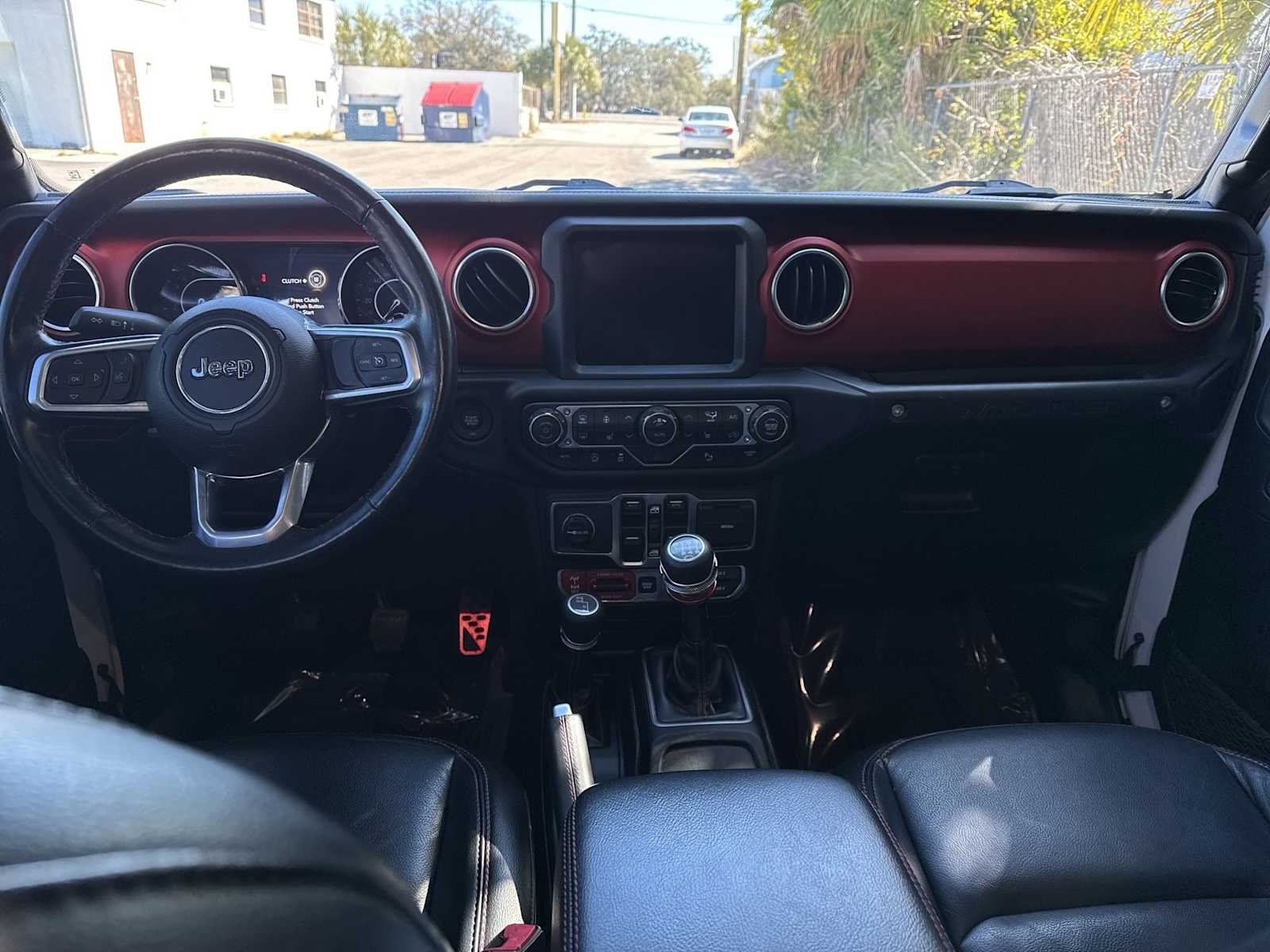 Thumbnail: 2019 Jeep Wrangler - 15