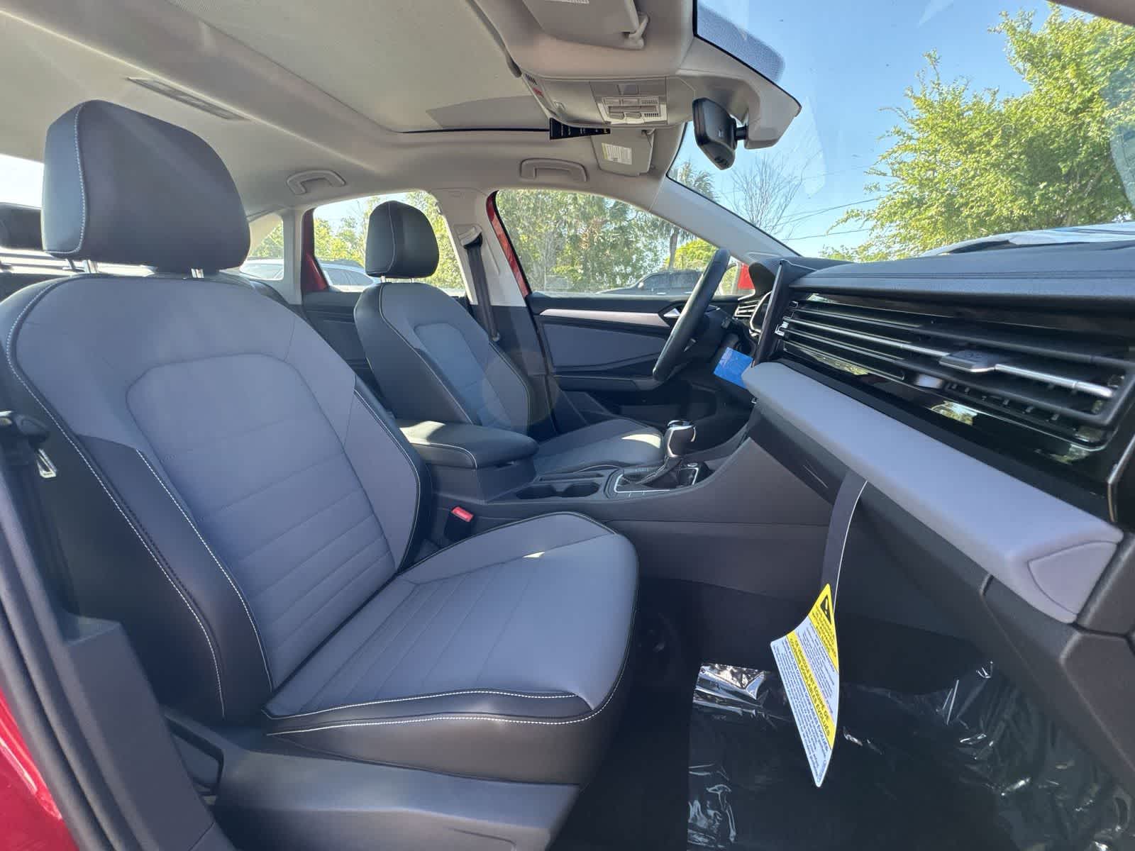 Thumbnail: 2026 Volkswagen Jetta - 21