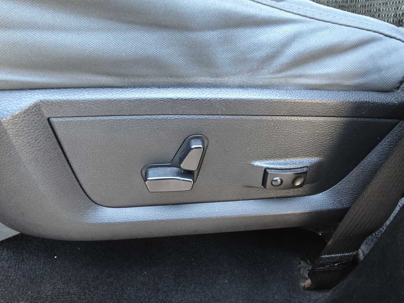 Thumbnail: 2013 RAM 1500 - 17