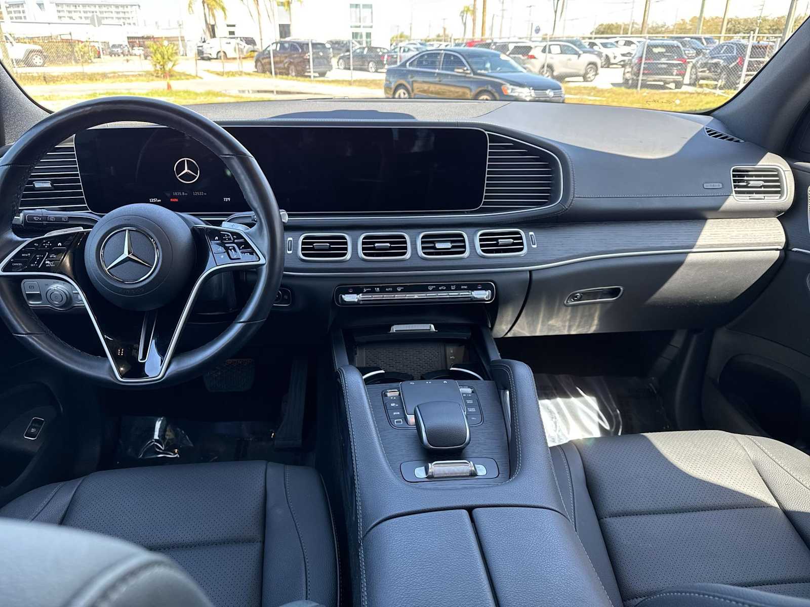 Thumbnail: 2025 Mercedes-Benz GLS - 14