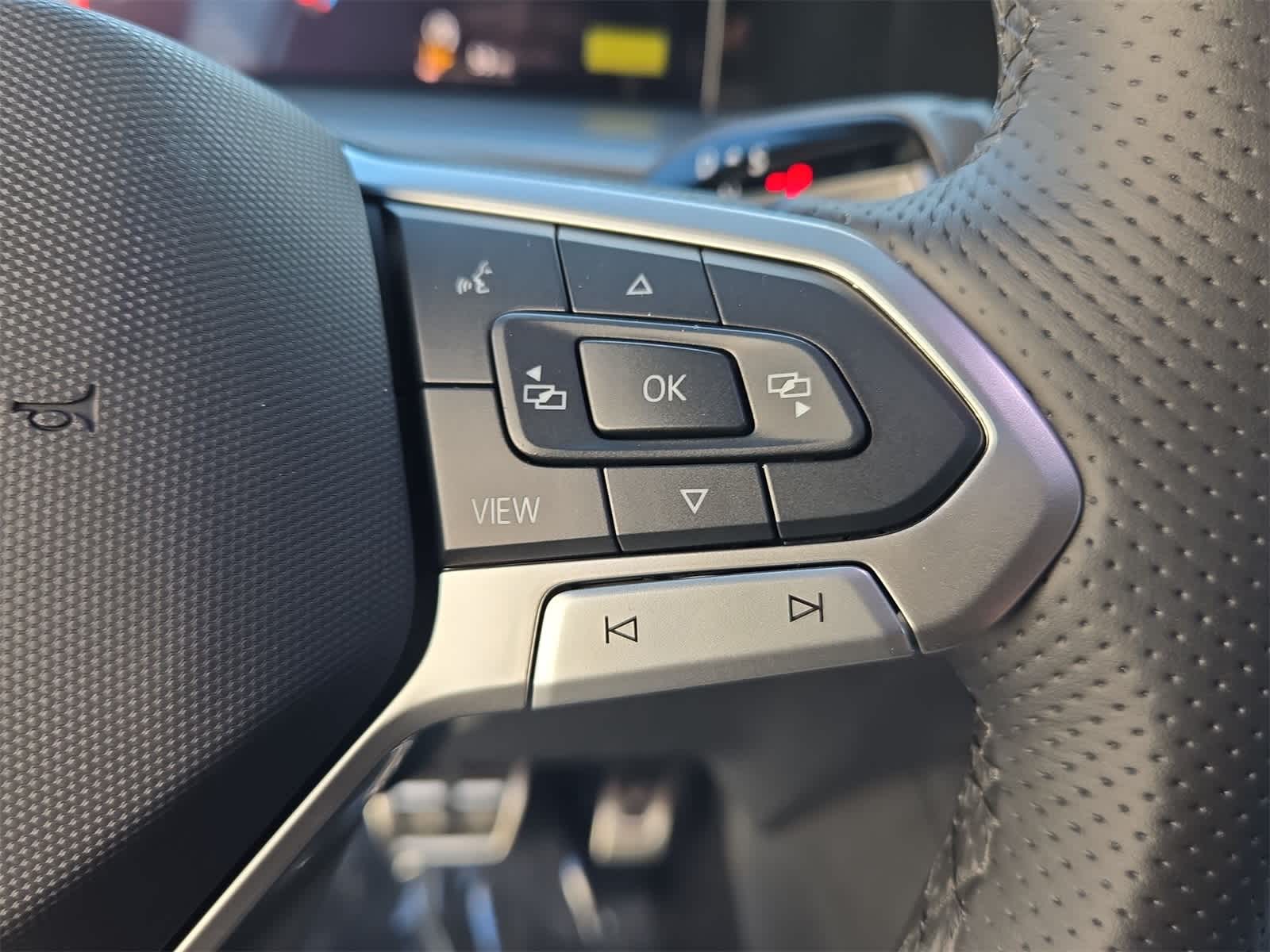 Thumbnail: 2025 Volkswagen Tiguan - 27