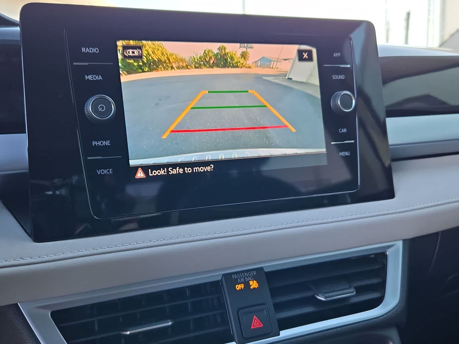 Thumbnail: 2025 Volkswagen Taos - 28