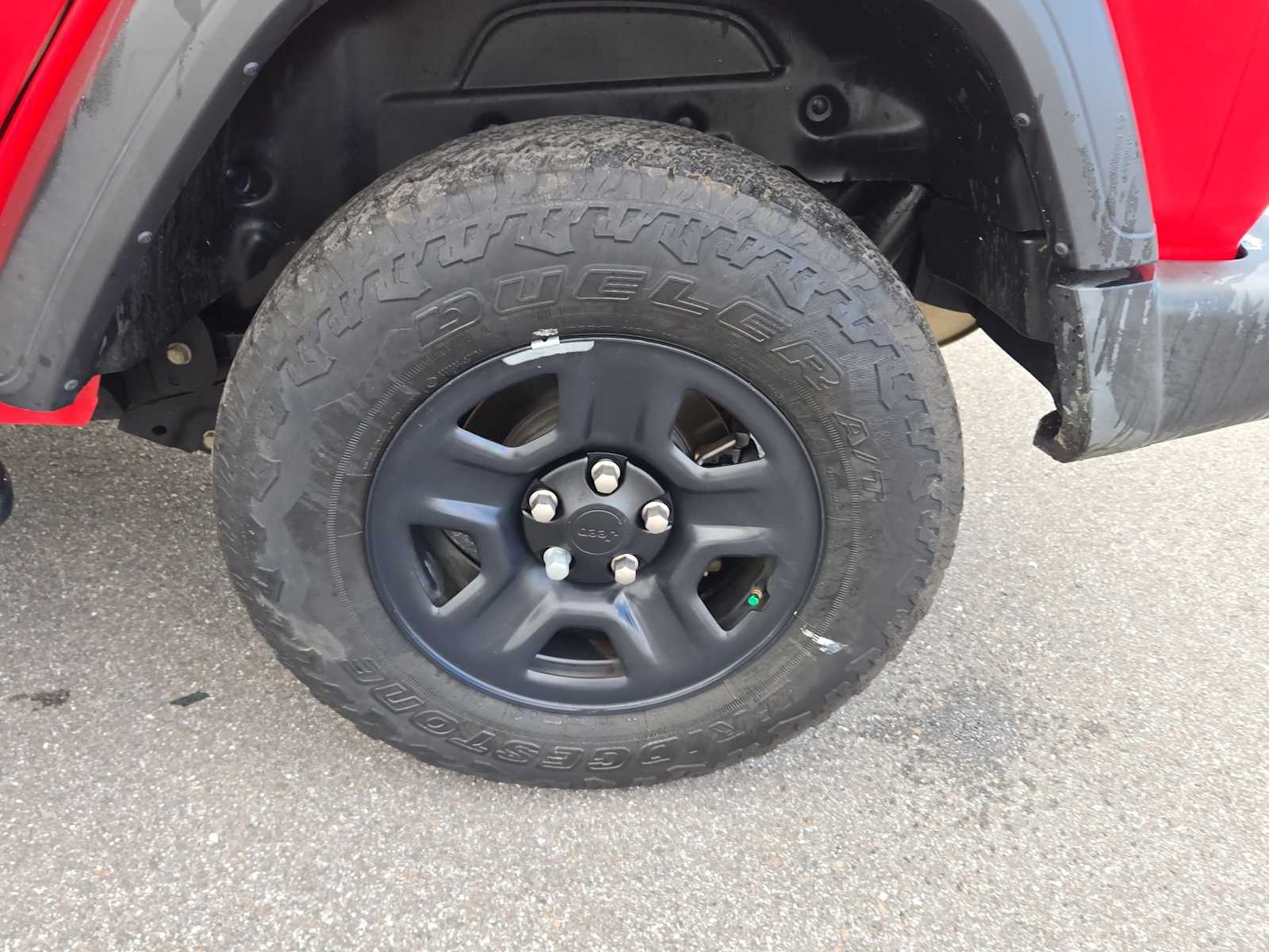 Thumbnail: 2021 Jeep Wrangler - 14