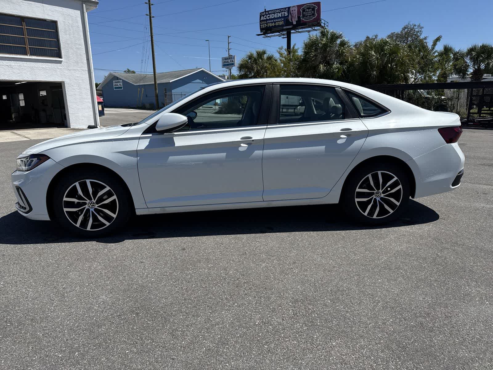 Thumbnail: 2026 Volkswagen Jetta - 3