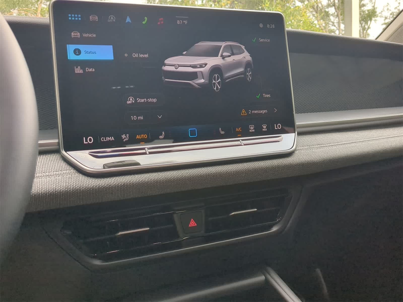 Thumbnail: 2025 Volkswagen Tiguan - 24