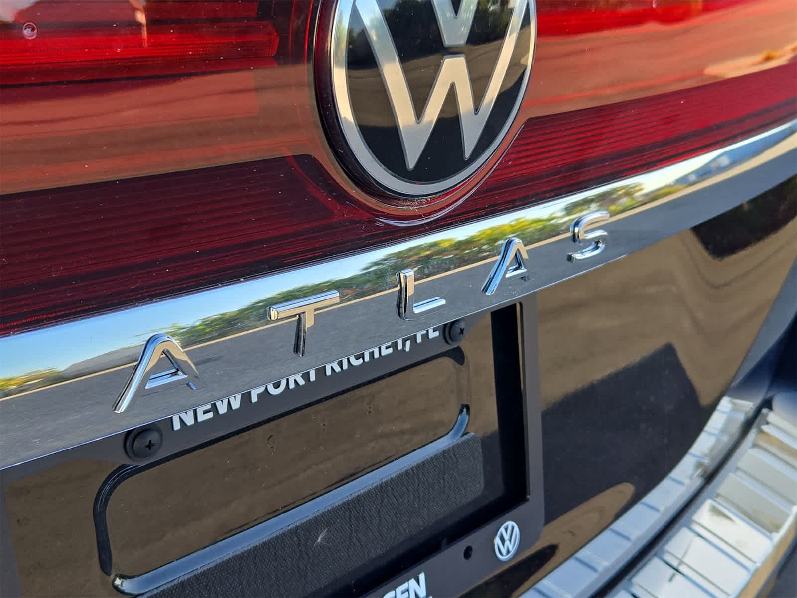 Thumbnail: 2026 Volkswagen Atlas - 13