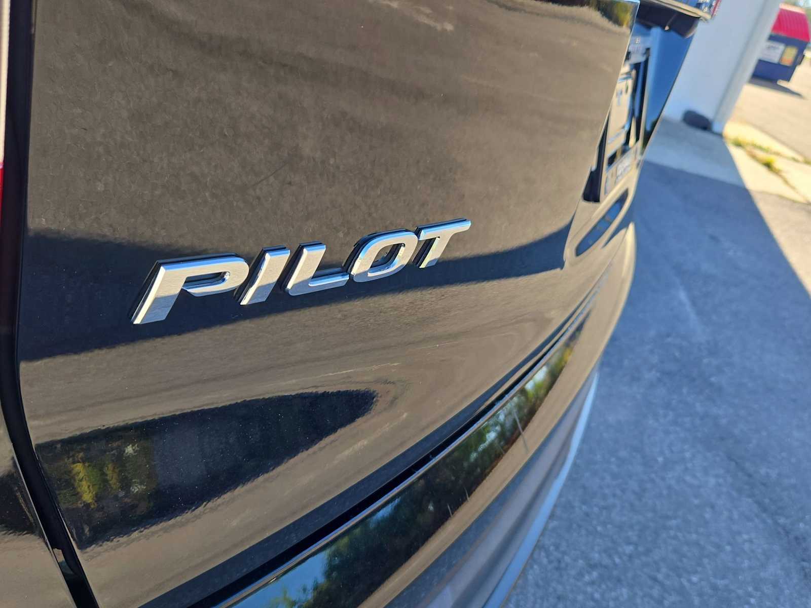 Thumbnail: 2021 Honda Pilot - 13