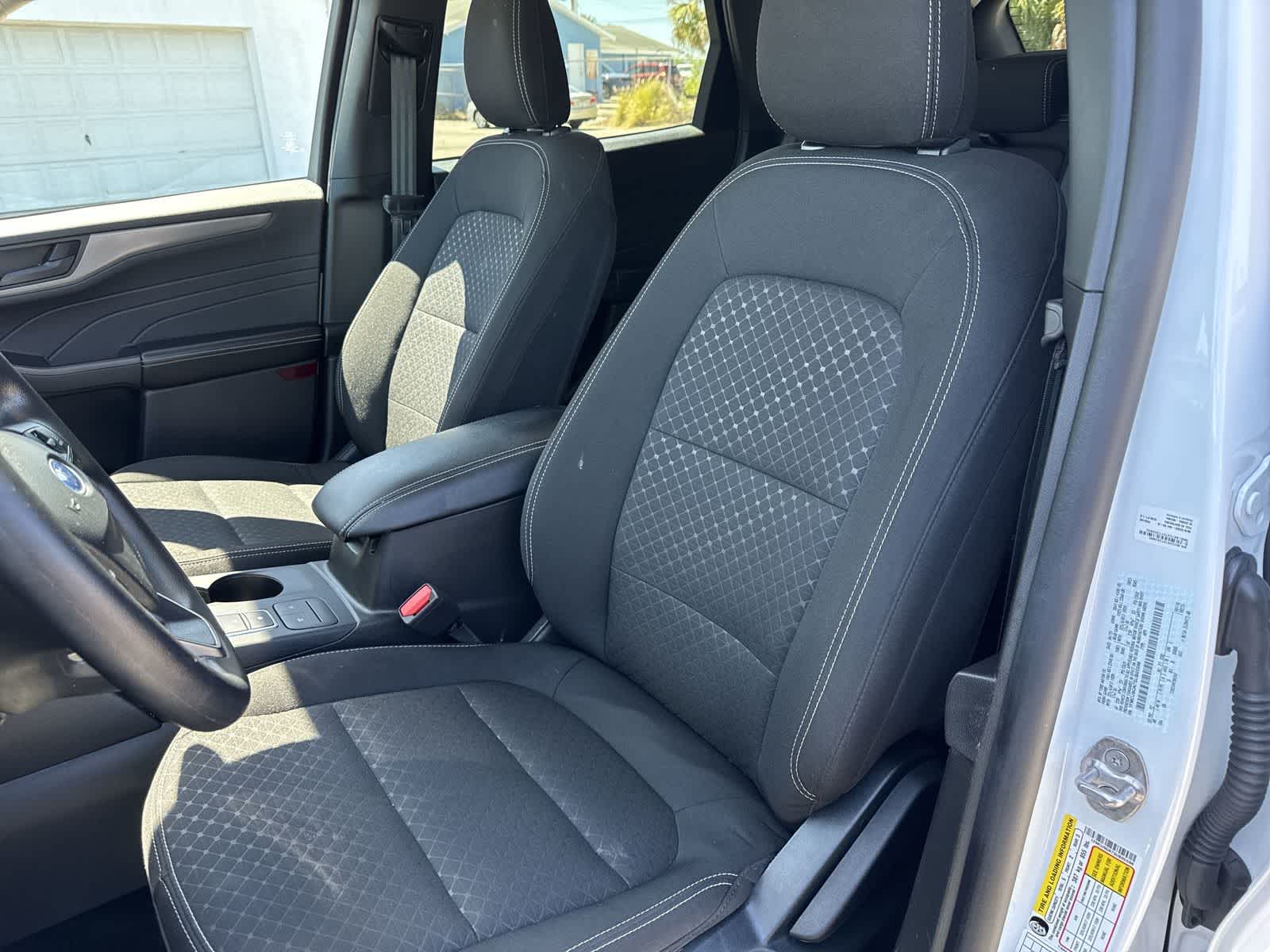 Thumbnail: 2025 Ford Escape - 26