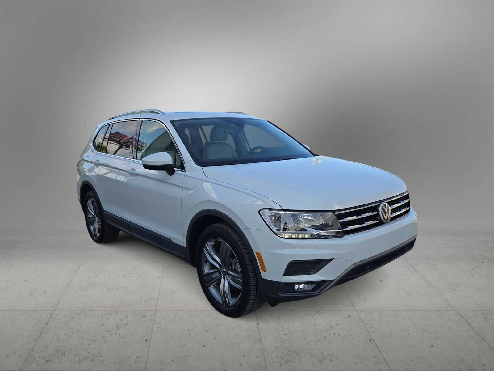 Thumbnail: 2021 Volkswagen Tiguan - 2