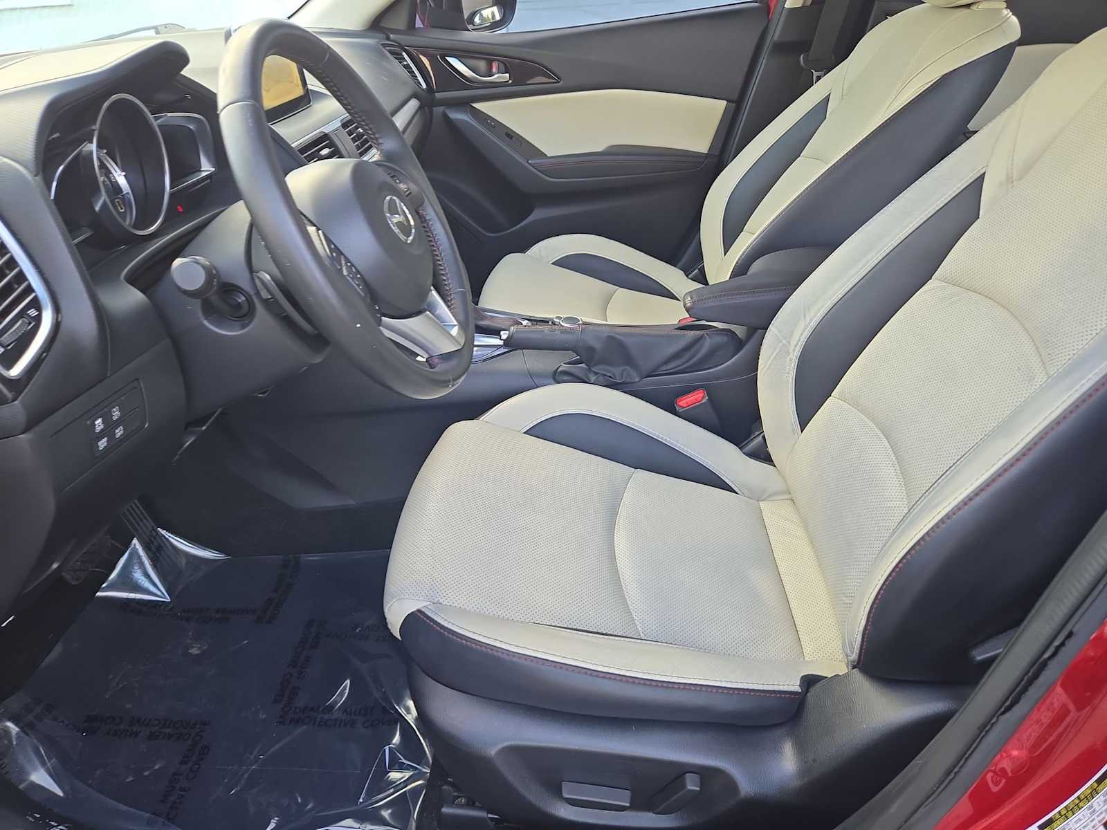 Thumbnail: 2014 Mazda Mazda3 - 17