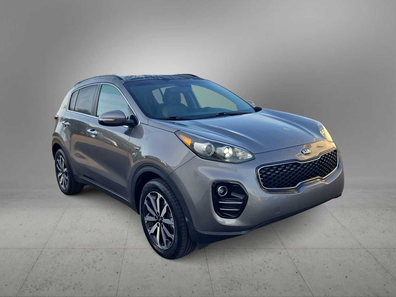 Thumbnail: 2018 Kia Sportage - 2