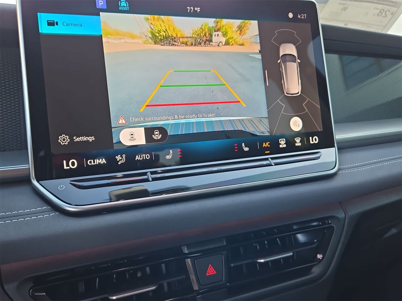 Thumbnail: 2025 Volkswagen Tiguan - 28