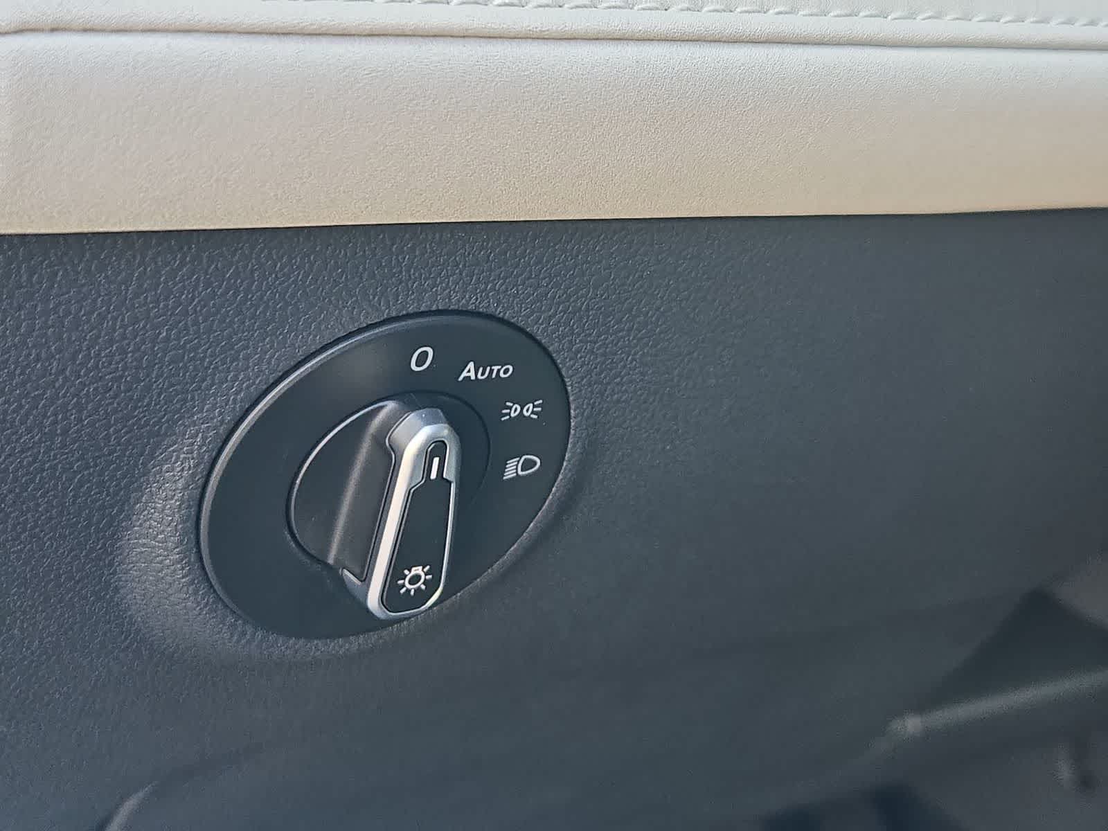 Thumbnail: 2025 Volkswagen Taos - 38