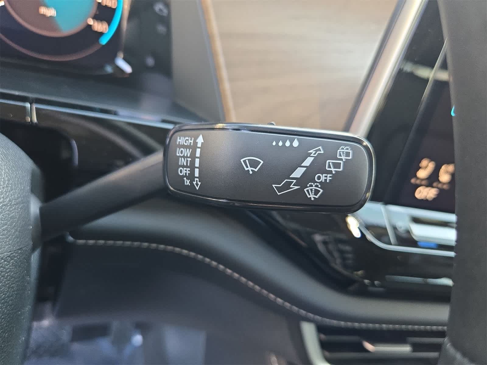 Thumbnail: 2026 Volkswagen Atlas - 32