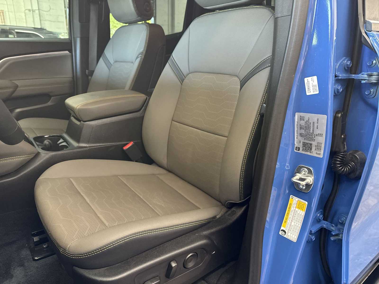 Thumbnail: 2025 Chevrolet Colorado - 16