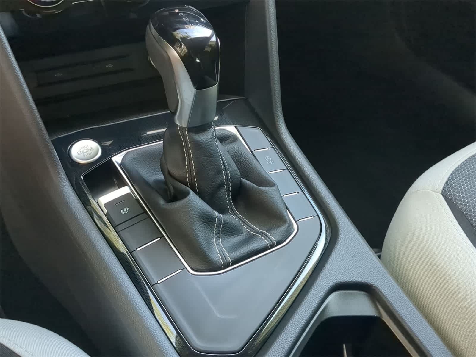 Thumbnail: 2025 Volkswagen Taos - 29