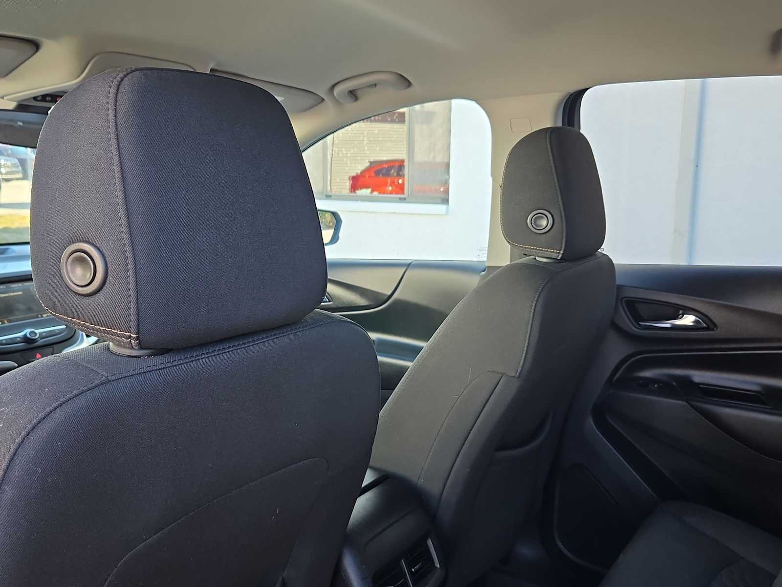 Thumbnail: 2019 Chevrolet Equinox - 18