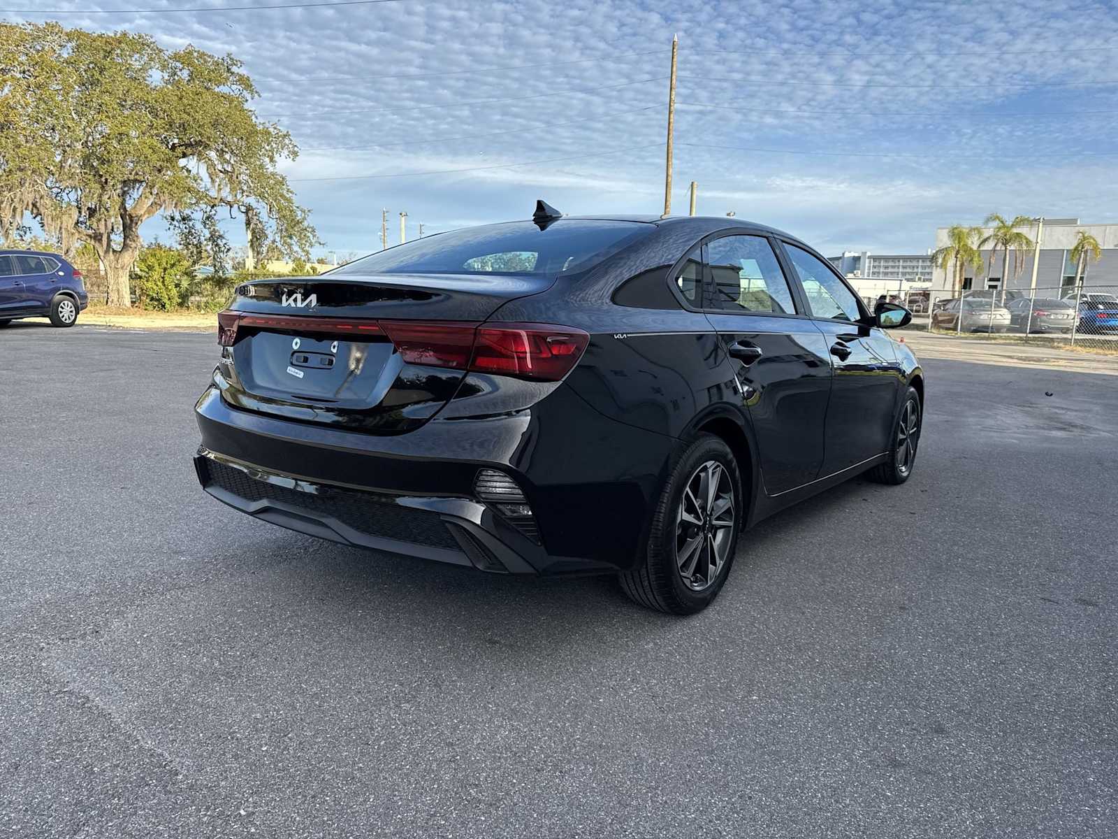 Thumbnail: 2023 Kia Forte - 6