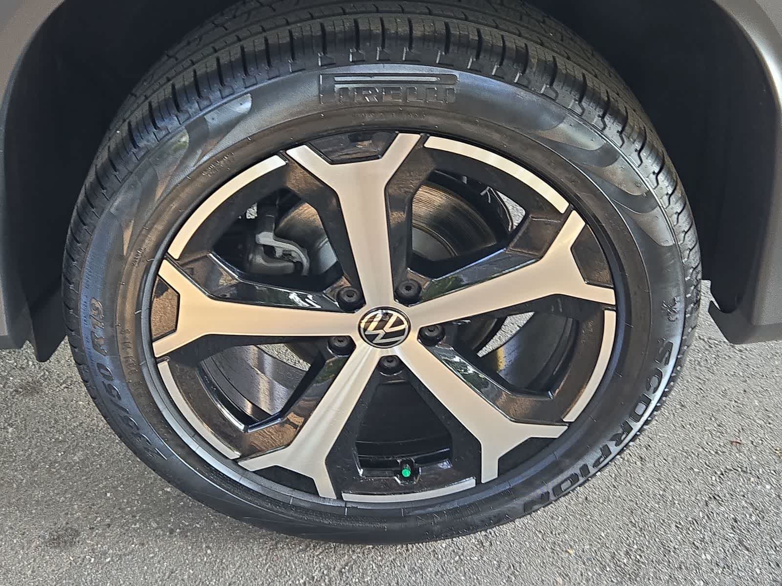 Thumbnail: 2026 Volkswagen Tiguan - 14