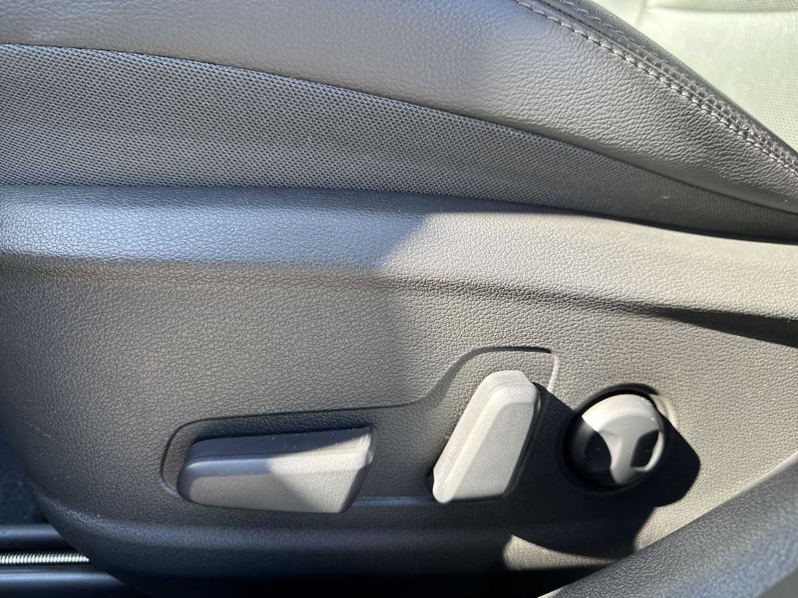 Thumbnail: 2022 Hyundai Kona - 17