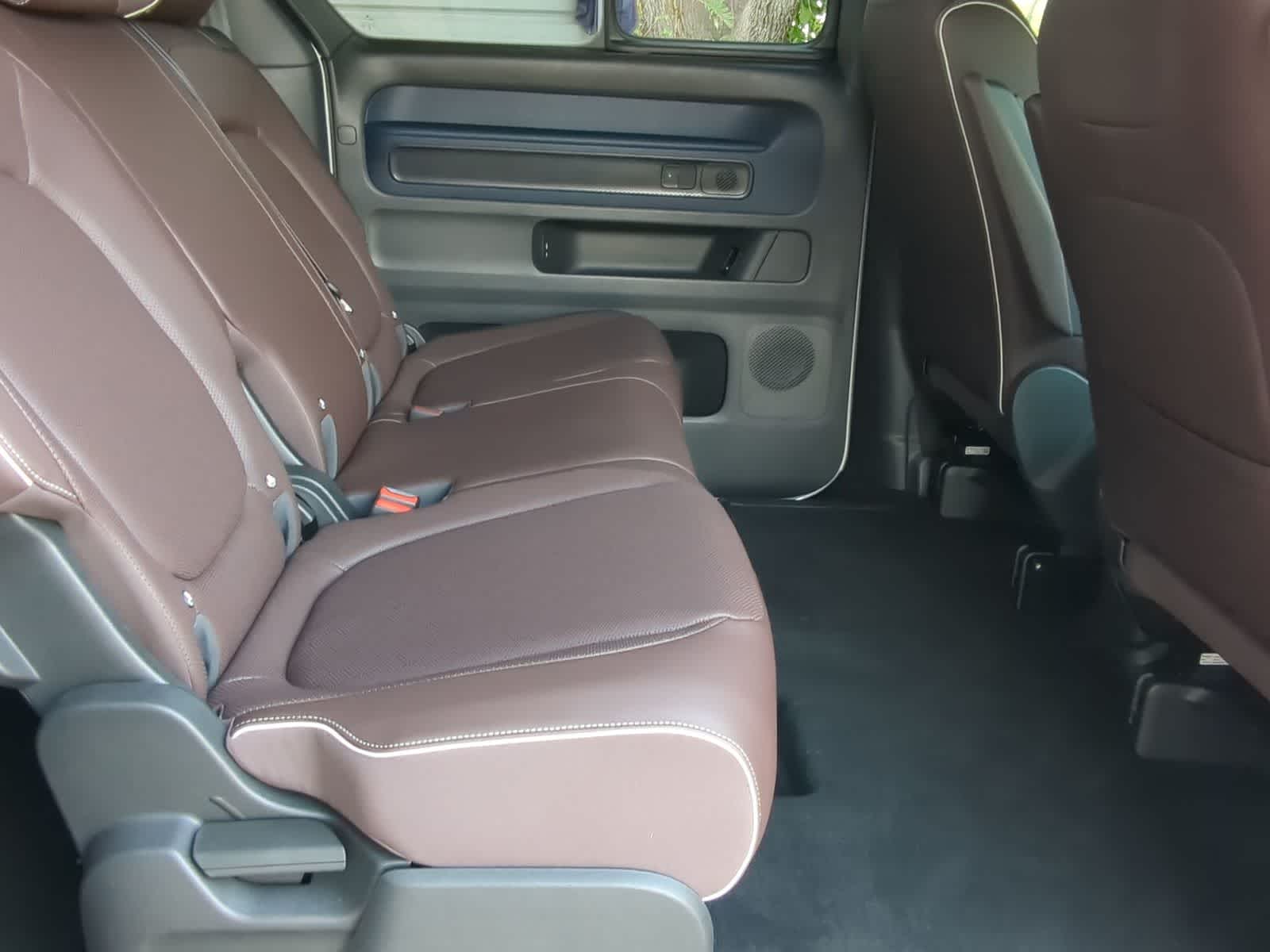 Thumbnail: 2025 Volkswagen ID.Buzz - 20